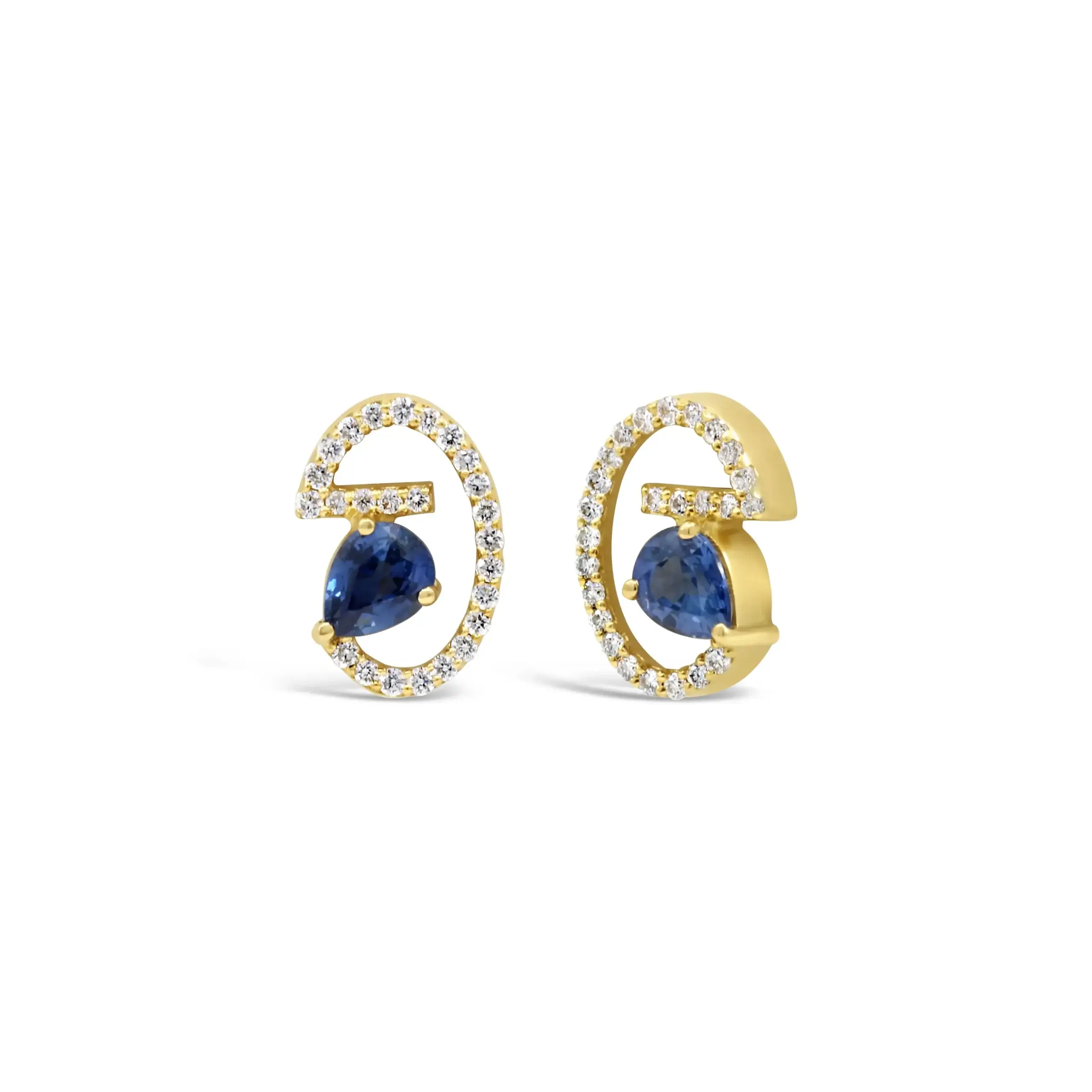 flipped-blue-sapphire-diamond-stud-earrings Flipped blue sapphire diamond stud earrings in yellow gold with pear-shaped blue sapphire