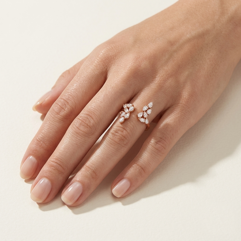 Gemea Ring in pink gold with diamond clusters and an open wrap design